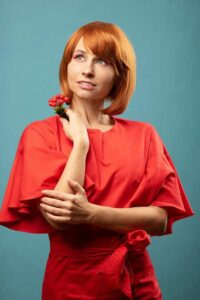 Redhead Woman With Flowers Red Blue Young Fashion Photoshooting